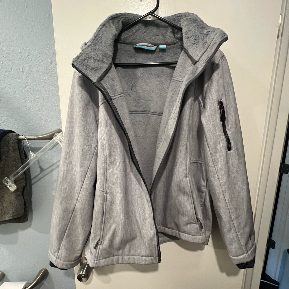Free country gray jacket